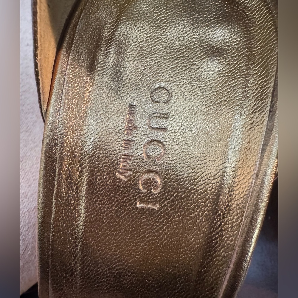 AUTH Gucci Metalic Gold Marmont 
Size EU 37.5/ US 7.5 - Picture 3 of 14